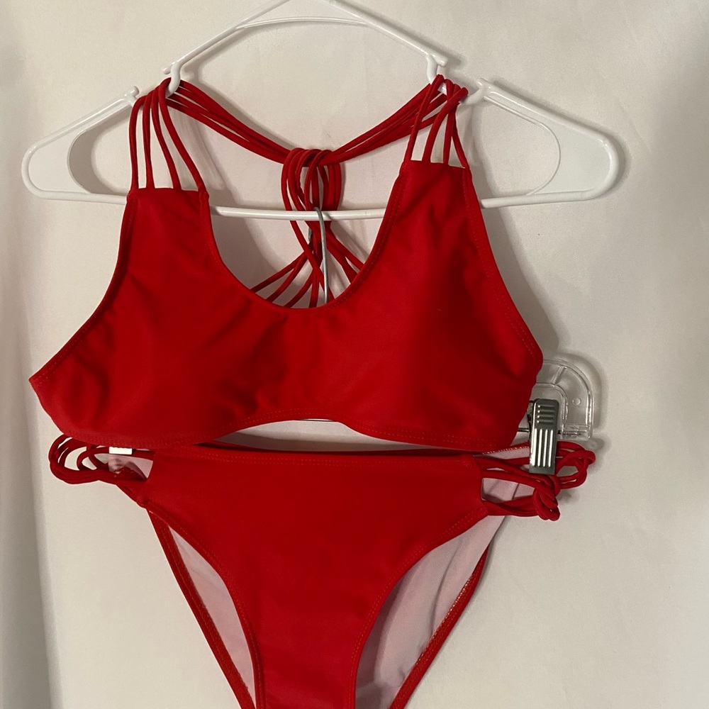 Strapping bikini